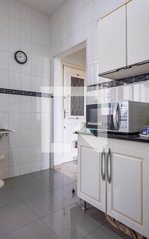 Apartamento à venda com 77m², 2 quartos e sem vaga Apartamento à venda com 77m², 2 quartos e sem vagaCozinha/Lavanderia