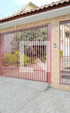 Casa à venda com 300m², 3 quartos e 10 vagasFachada