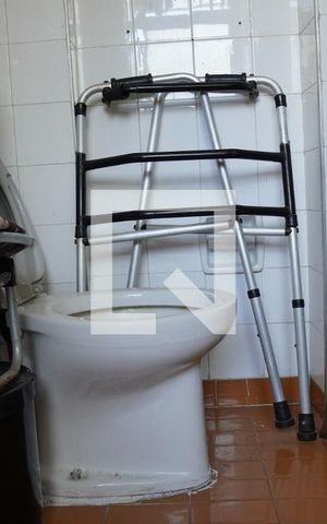 Apartamento à venda com 94m², 2 quartos e 1 vagaBanheiro de serviço