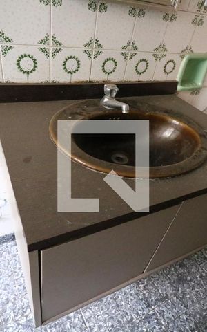 Casa à venda com 345m², 3 quartos e 1 vagaBanheiro - Pia