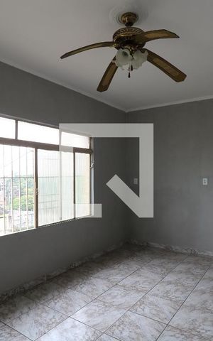 Casa à venda com 345m², 3 quartos e 1 vagaSala