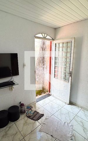 Casa à venda com 360m², 5 quartos e 2 vagas Casa à venda com 360m², 5 quartos e 2 vagasSala
