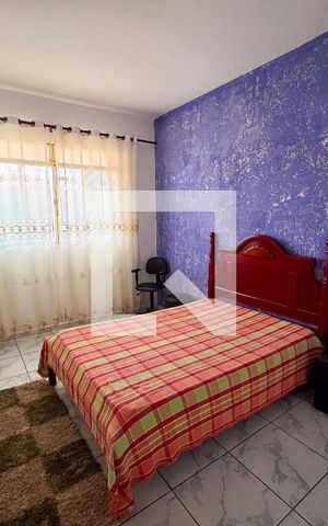Casa à venda com 360m², 5 quartos e 2 vagas Casa à venda com 360m², 5 quartos e 2 vagasQuarto 3