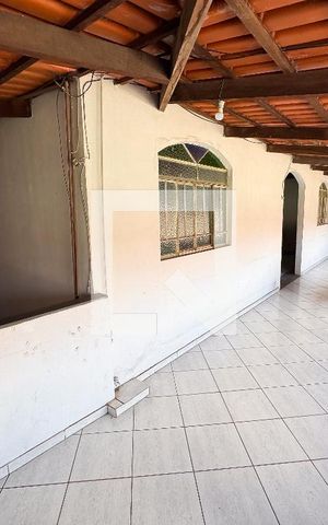 Casa à venda com 360m², 5 quartos e 2 vagas Casa à venda com 360m², 5 quartos e 2 vagasÁrea Externa