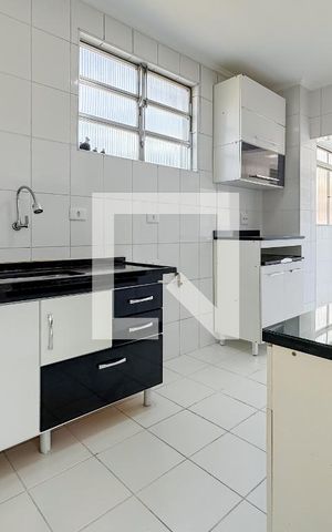 Apartamento à venda com 74m², 2 quartos e 1 vaga Apartamento à venda com 74m², 2 quartos e 1 vagaCozinha