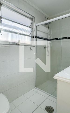 Apartamento à venda com 74m², 2 quartos e 1 vaga Apartamento à venda com 74m², 2 quartos e 1 vagaBanheiro Corredor