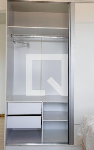 Apartamento à venda com 74m², 2 quartos e 1 vaga Apartamento à venda com 74m², 2 quartos e 1 vagaQuarto 1 - Armários