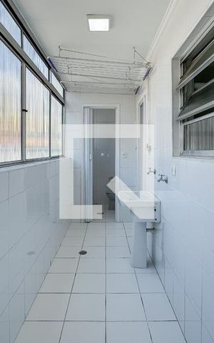 Apartamento à venda com 74m², 2 quartos e 1 vaga Apartamento à venda com 74m², 2 quartos e 1 vagaÁrea de Serviço