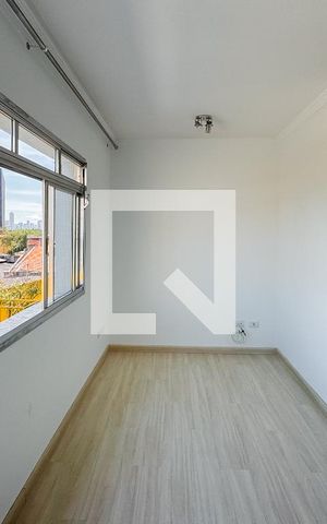 Apartamento à venda com 74m², 2 quartos e 1 vaga Apartamento à venda com 74m², 2 quartos e 1 vagaSala