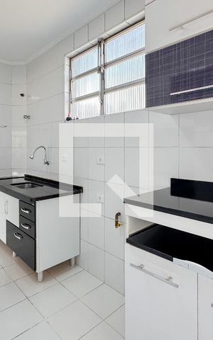 Apartamento à venda com 74m², 2 quartos e 1 vaga Apartamento à venda com 74m², 2 quartos e 1 vagaCozinha