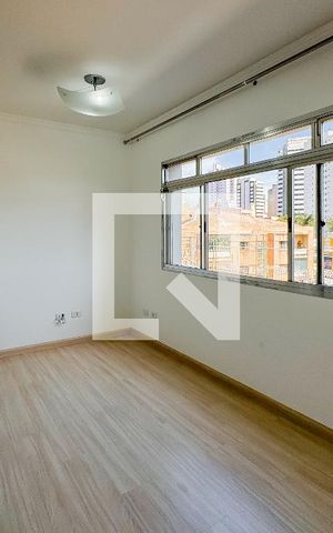 Apartamento à venda com 74m², 2 quartos e 1 vaga Apartamento à venda com 74m², 2 quartos e 1 vagaSala