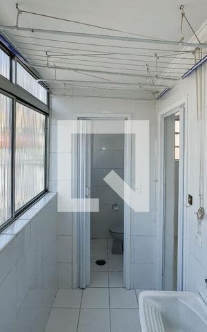 Apartamento à venda com 74m², 2 quartos e 1 vaga Apartamento à venda com 74m², 2 quartos e 1 vagaÁrea de Serviço