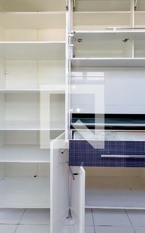Apartamento à venda com 74m², 2 quartos e 1 vaga Apartamento à venda com 74m², 2 quartos e 1 vagaCozinha - Armários