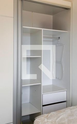 Apartamento à venda com 74m², 2 quartos e 1 vaga Apartamento à venda com 74m², 2 quartos e 1 vagaQuarto 1 - Armários