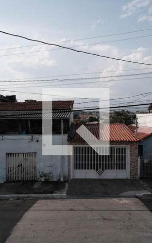 Casa à venda com 150m², 3 quartos e 2 vagas Casa à venda com 150m², 3 quartos e 2 vagasVista Quarto 1