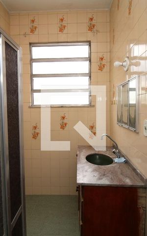 Apartamento à venda com 68m², 3 quartos e sem vagaBanheiro