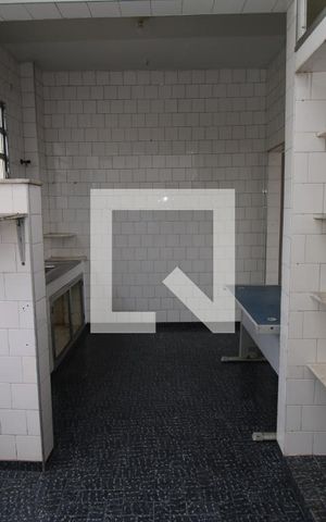 Apartamento à venda com 68m², 3 quartos e sem vagaÁrea de Serviço