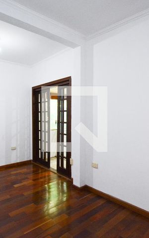 Casa à venda com 250m², 3 quartos e 2 vagas Casa à venda com 250m², 3 quartos e 2 vagasQuarto 2