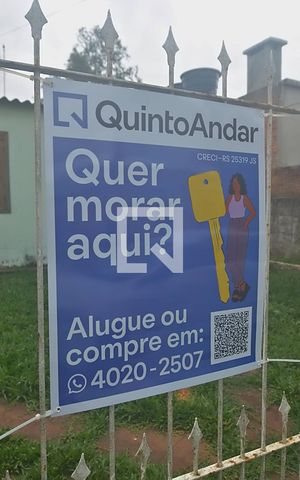 Casa à venda com 70m², 2 quartos e 3 vagas Casa à venda com 70m², 2 quartos e 3 vagasPlaca