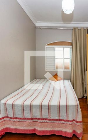 Casa à venda com 305m², 4 quartos e 2 vagas Casa à venda com 305m², 4 quartos e 2 vagasQuarto 3