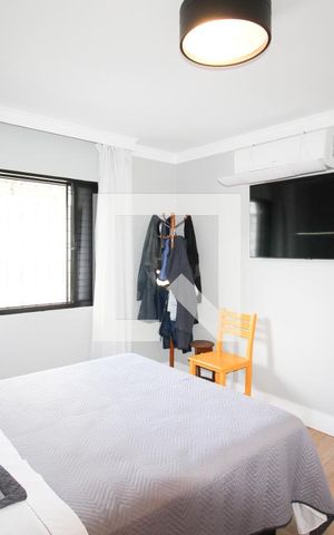 Casa à venda com 250m², 4 quartos e 3 vagas Casa à venda com 250m², 4 quartos e 3 vagasSuíte 2