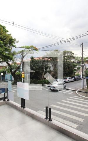 Casa à venda com 250m², 4 quartos e 3 vagas Casa à venda com 250m², 4 quartos e 3 vagasVaranda da Suíte 1
