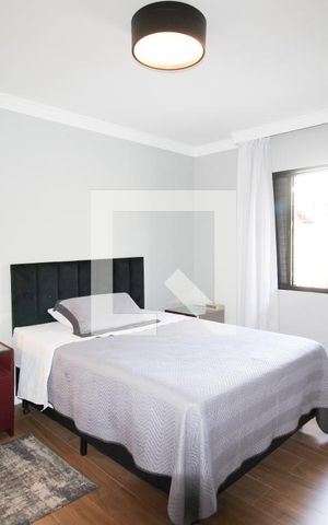 Casa à venda com 250m², 4 quartos e 3 vagas Casa à venda com 250m², 4 quartos e 3 vagasSuíte 2