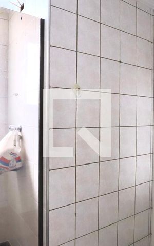 Apartamento para alugar com 58m², 1 quarto e 2 vagas Apartamento para alugar com 58m², 1 quarto e 2 vagasBanheiro