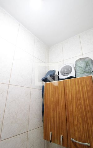 Casa à venda com 108m², 3 quartos e 2 vagasLavabo
