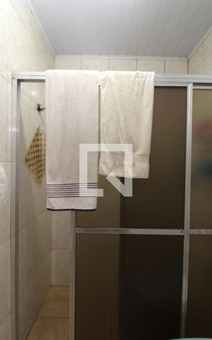 Casa à venda com 108m², 3 quartos e 2 vagasBanheiro da Suíte 3
