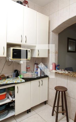 Casa à venda com 108m², 3 quartos e 2 vagasCozinha
