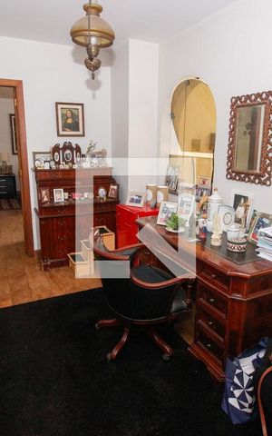 Casa à venda com 1000m², 5 quartos e 7 vagasSala