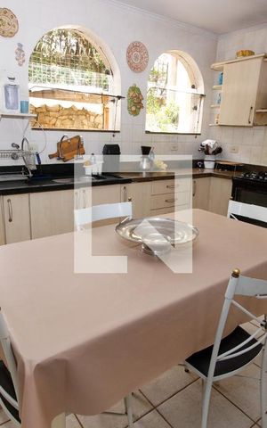 Casa à venda com 1000m², 5 quartos e 7 vagasCozinha