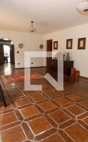 Casa à venda com 1000m², 5 quartos e 7 vagasSala 2