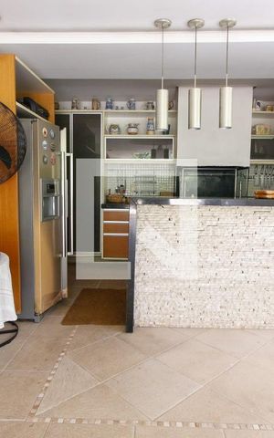 Casa à venda com 1000m², 5 quartos e 7 vagasEspaço Gourmet