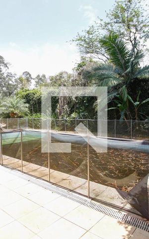 Casa à venda com 1000m², 5 quartos e 7 vagasPiscina