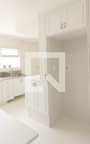 Apartamento à venda com 71m², 2 quartos e 1 vagaÁrea de Serviço