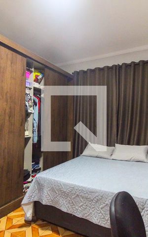 Casa à venda com 155m², 1 quarto e 2 vagas Casa à venda com 155m², 1 quarto e 2 vagasQuarto