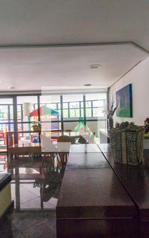 Apartamento à venda com 202m², 4 quartos e 3 vagasÁrea comum - Salão de festas