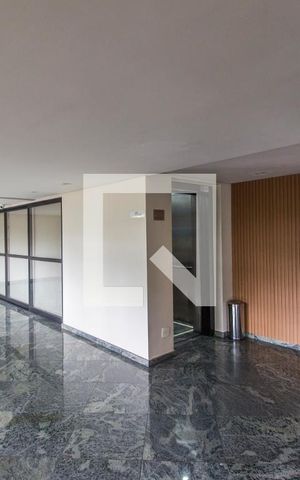 Apartamento à venda com 202m², 4 quartos e 3 vagasHall social