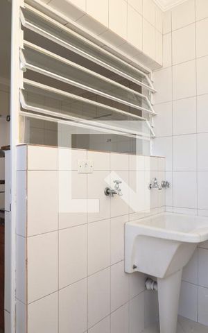 Apartamento para alugar com 66m², 3 quartos e 1 vagaÁrea de Serviço