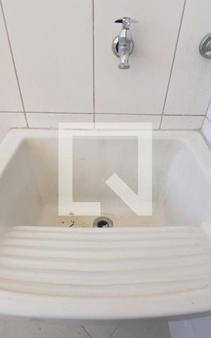 Apartamento para alugar com 66m², 3 quartos e 1 vagaÁrea de Serviço