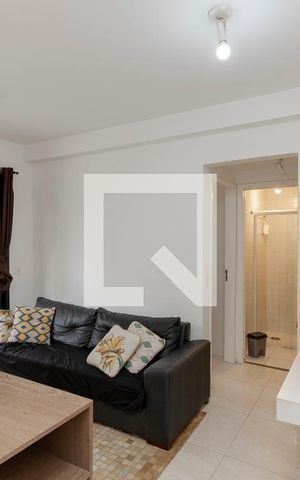 Apartamento à venda com 37m², 1 quarto e 1 vaga Apartamento à venda com 37m², 1 quarto e 1 vagaSala