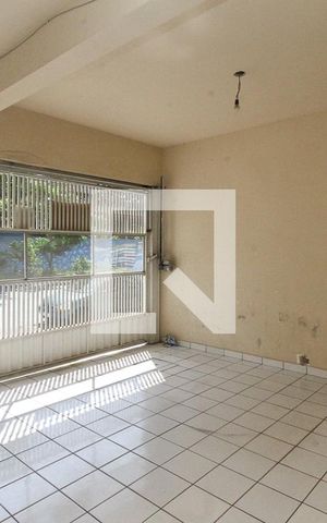 Casa à venda com 80m², 2 quartos e 1 vaga Casa à venda com 80m², 2 quartos e 1 vagaGaragem