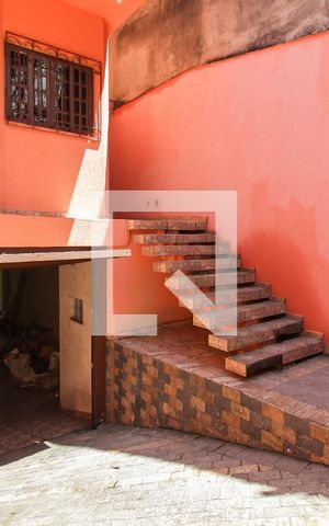 Casa para alugar com 80m², 2 quartos e 2 vagas Casa para alugar com 80m², 2 quartos e 2 vagasGaragem