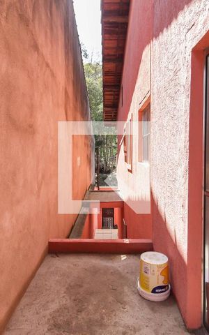 Casa para alugar com 80m², 2 quartos e 2 vagas Casa para alugar com 80m², 2 quartos e 2 vagasÁrea de Serviço