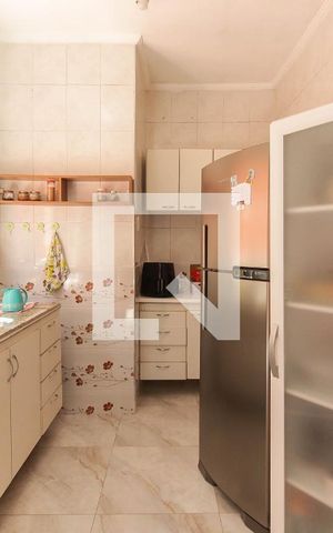 Casa para alugar com 80m², 2 quartos e 2 vagas Casa para alugar com 80m², 2 quartos e 2 vagasCozinha