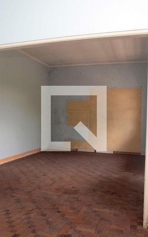 Casa à venda com 358m², 4 quartos e 5 vagasQuarto 1 Suíte