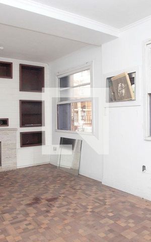 Casa à venda com 358m², 4 quartos e 5 vagasSala 2