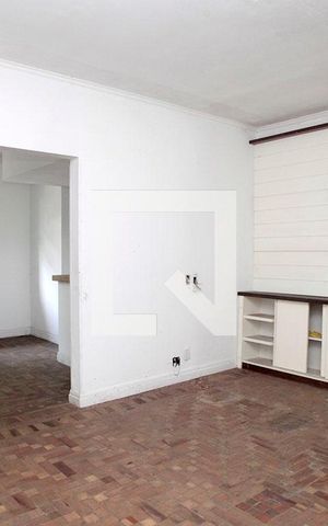 Casa à venda com 358m², 4 quartos e 5 vagasSala 2